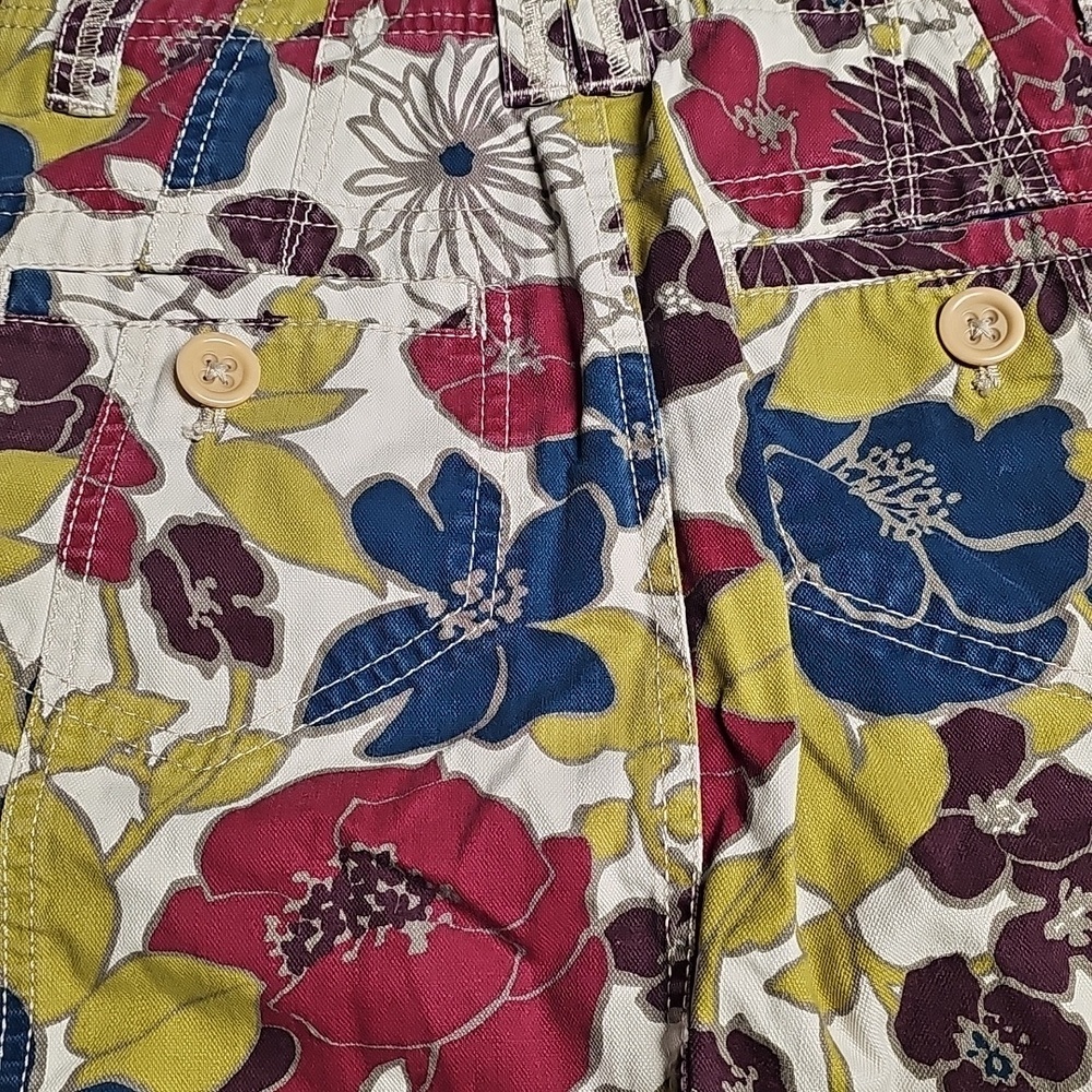 Eddie Bauer Floral Pencil Skirt in White with Blue, Pink & Green - Picture 5 of 7